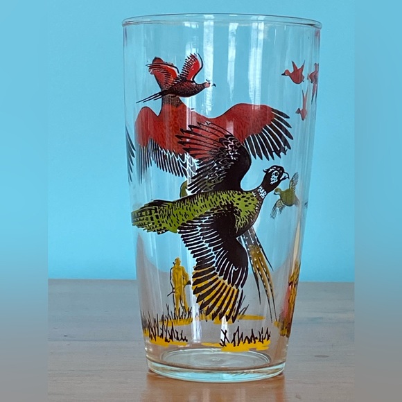 Mid-Century Hazel Atlas Pheasant Cocktail Shaker with Original Lid - Picture 9 of 12